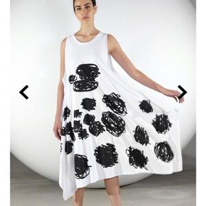 Rundholtz Black and White Scribble Women's Dress NWOT